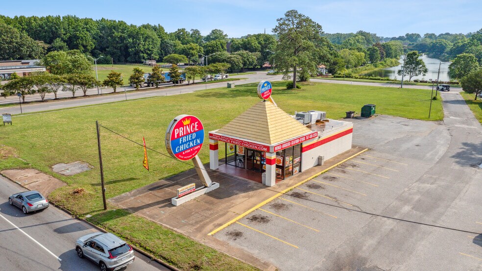 More Photos Of 3332 Victory Blvd, Portsmouth Fast Food For Sale