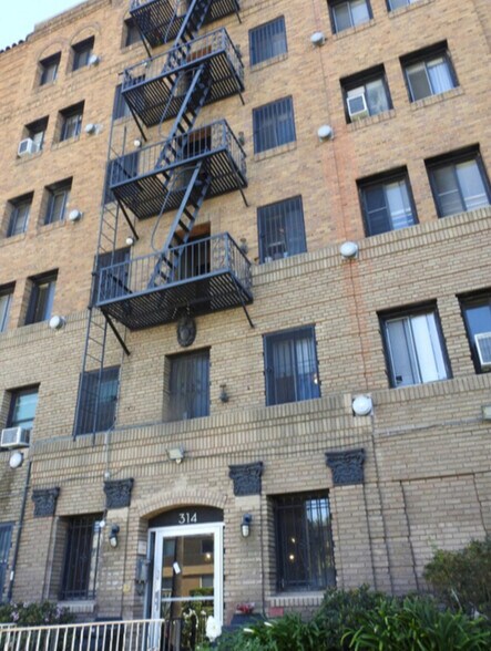More Photos Of 314 S Alexandria Ave, Los Angeles Apartments For Sale