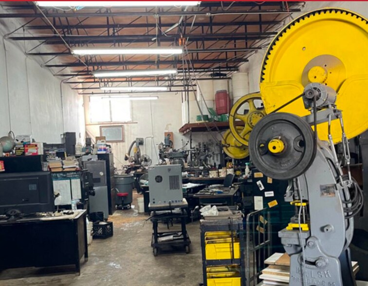 More Photos Of 4495 E 11th Ave, Hialeah Warehouse For Sale