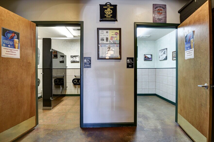 More Photos Of 231 Main St, Canon City Restaurant For Lease