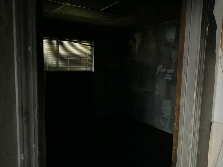More Photos Of 1409 Kingsley Ave, Orange Park Medical For Sale