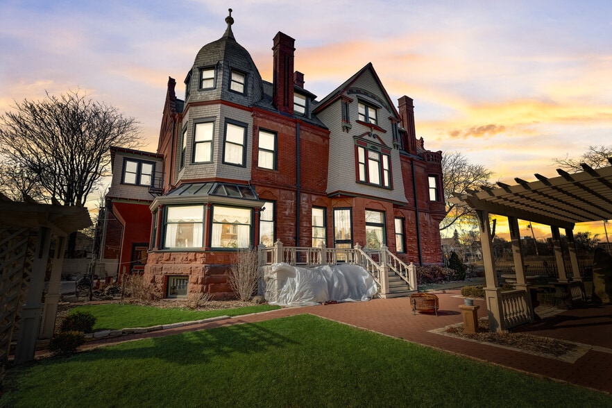 More Photos Of 3209 W Wells St, Milwaukee Hospitality For Sale