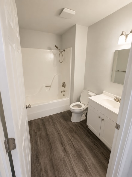 More Photos Of , Washington Multifamily For Sale