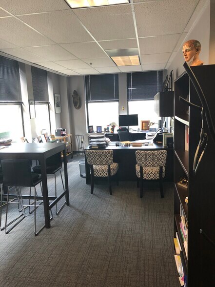 More Photos Of 22 N Front St, Memphis Office For Lease