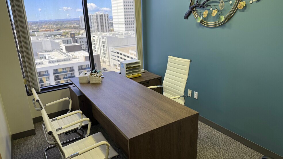 More Photos Of 535 N Brand Blvd, Glendale Office For Lease