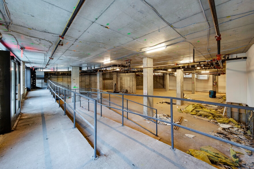 More Photos Of 40 Bruckner Blvd, Bronx Apartments For Lease