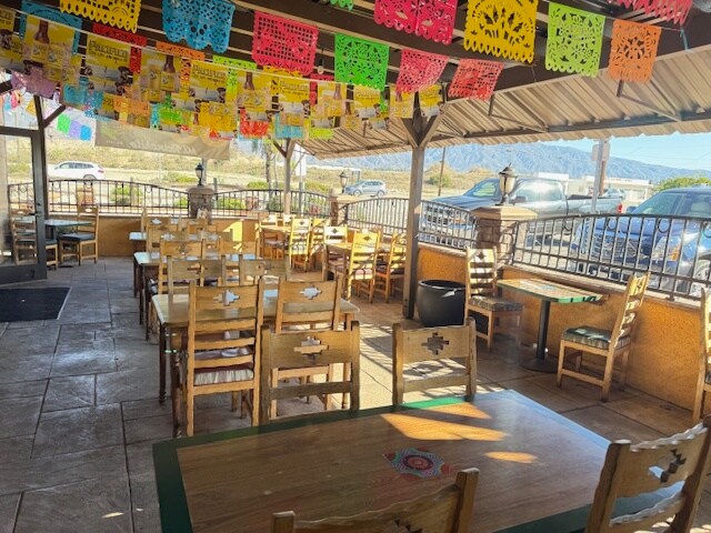 More Photos Of 1964 W Foothill Blvd, Upland Restaurant For Sale