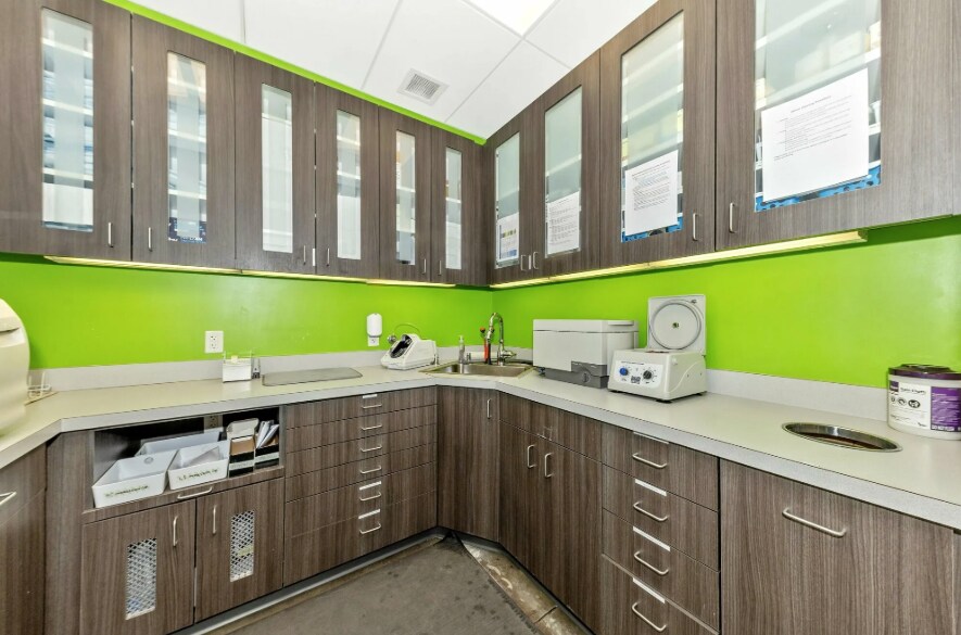 More Photos Of 6550 Mercantile Dr E, Frederick Medical For Sale