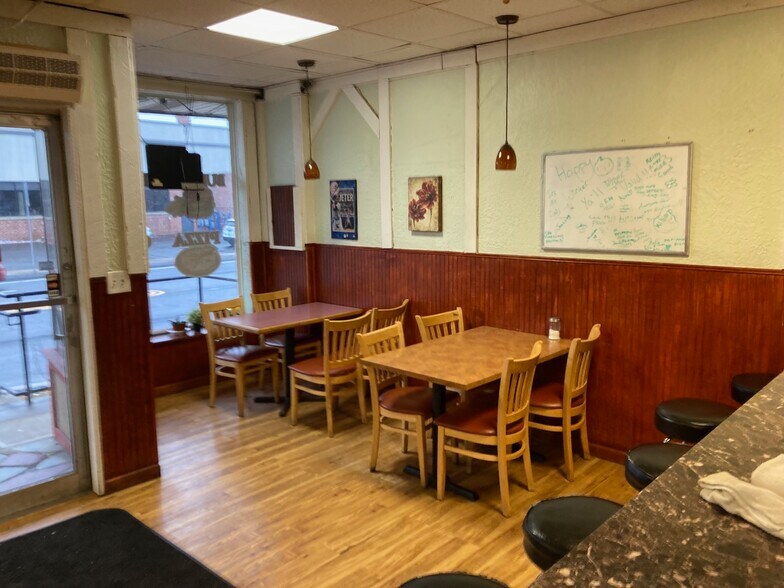 More Photos Of 178-182 Pine St, Bristol Restaurant For Sale