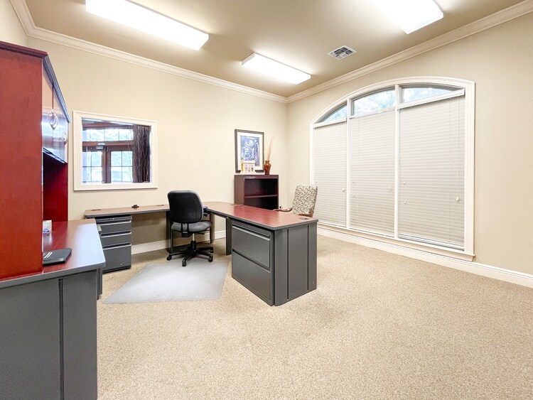 More Photos Of 9543 Fenway Ave, Baton Rouge Office For Sale