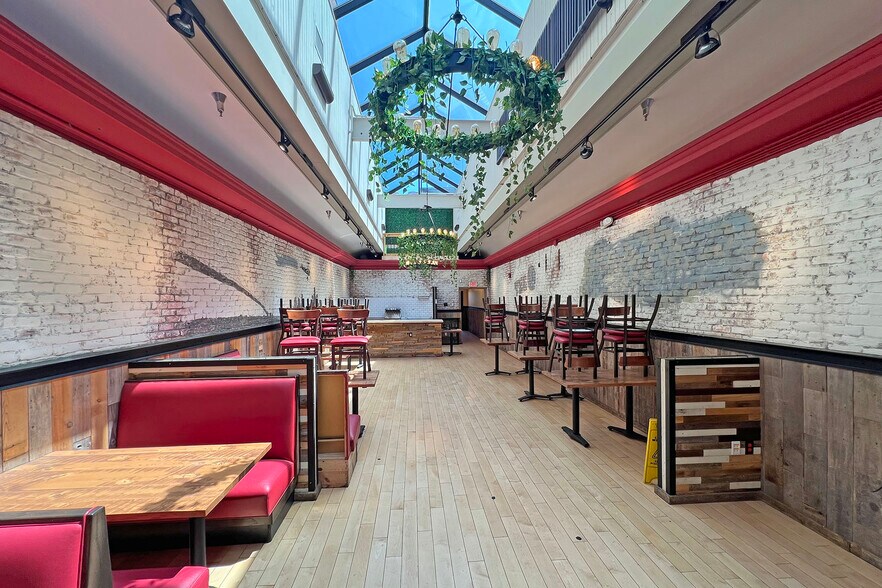 More Photos Of 1224 Randolph Rd, Detroit Restaurant For Sale