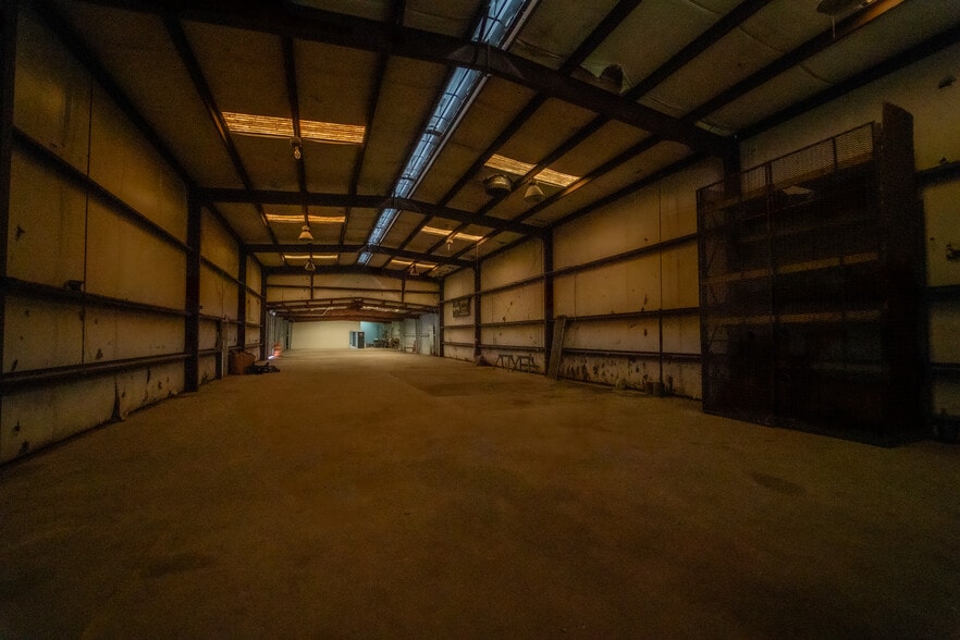 More Photos Of 3011 Houston Hwy, Victoria Warehouse For Sale