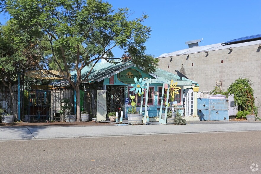 More Photos Of 315 S Cedros Ave, Solana Beach Freestanding For Sale