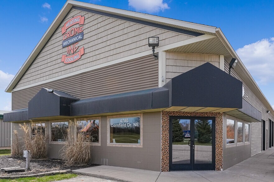 More Photos Of 4780 Cornfield Dr, Cedar Springs Freestanding For Sale