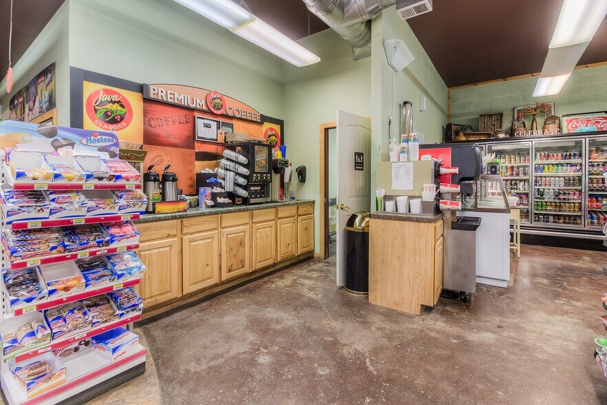 More Photos Of 8590 WA-410, Naches Convenience Store For Sale