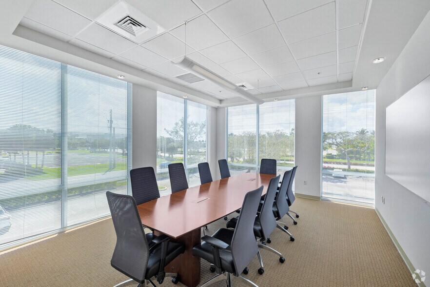 More Photos Of 3998 FAU Blvd, Boca Raton Unknown For Lease