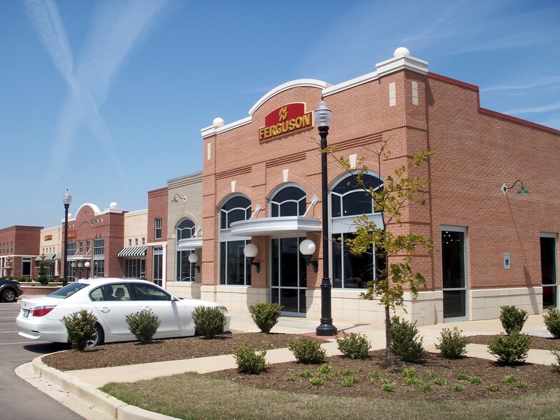 More Photos Of 8100 Macon Station Dr, Cordova Unknown For Lease