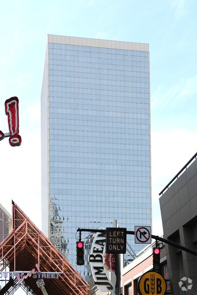 More Photos Of 462 S Fourth St, Louisville Office For Sale