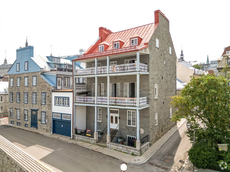 Primary Photo Of 37 Rue Des Remparts, Québec Apartments For Sale