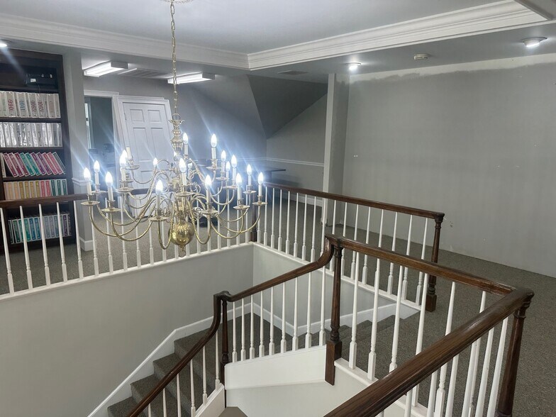 More Photos Of 3006 N Patterson St, Valdosta Office For Sale