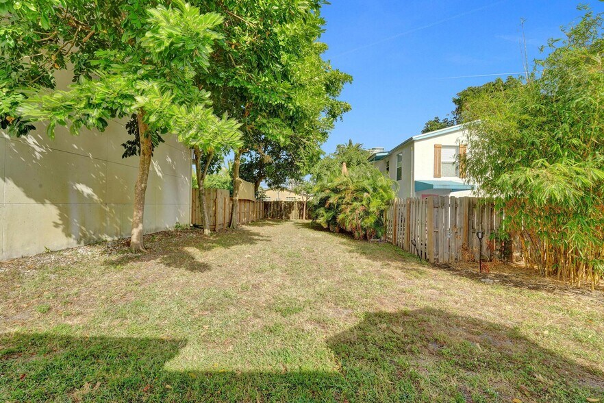 More Photos Of 301 SW 9th St, Fort Lauderdale Apartments For Sale