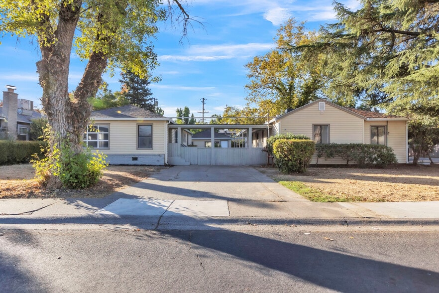 More Photos Of 1006 Lochbrae Rd, Sacramento Assisted Living For Sale