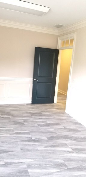 More Photos Of 5400 Laurel Springs Pky, Suwanee Office For Sale