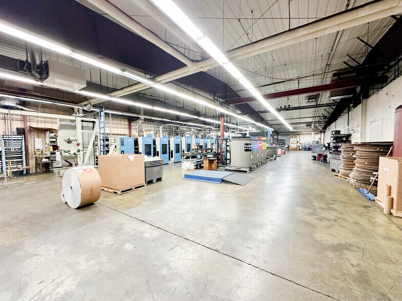 More Photos Of 1185 S Knowles Ave, New Richmond Manufacturing For Sale