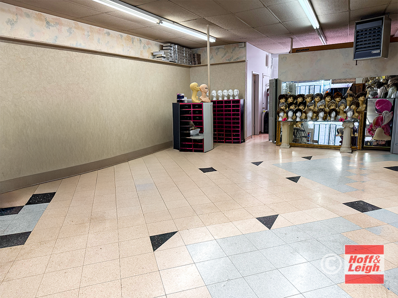 More Photos Of 1490-1494 Carr St, Lakewood General Retail For Sale