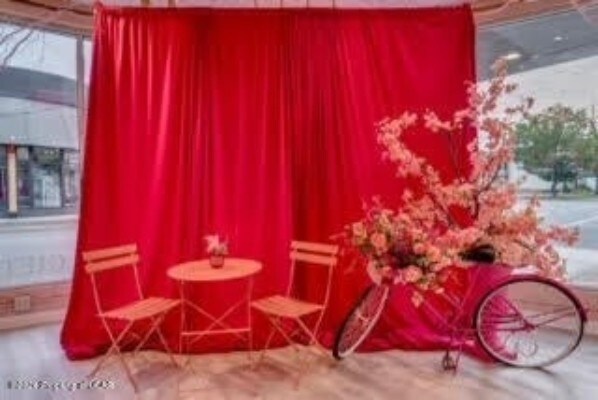 More Photos Of 447 Market St, Kingston Freestanding For Sale