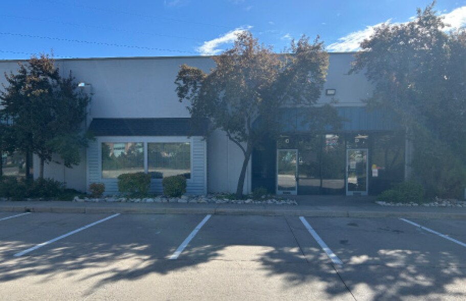 More Photos Of 6810 Broadway, Denver Showroom For Lease
