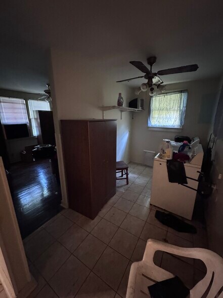 More Photos Of 304 Clearview Pky, Metairie Medical For Sale