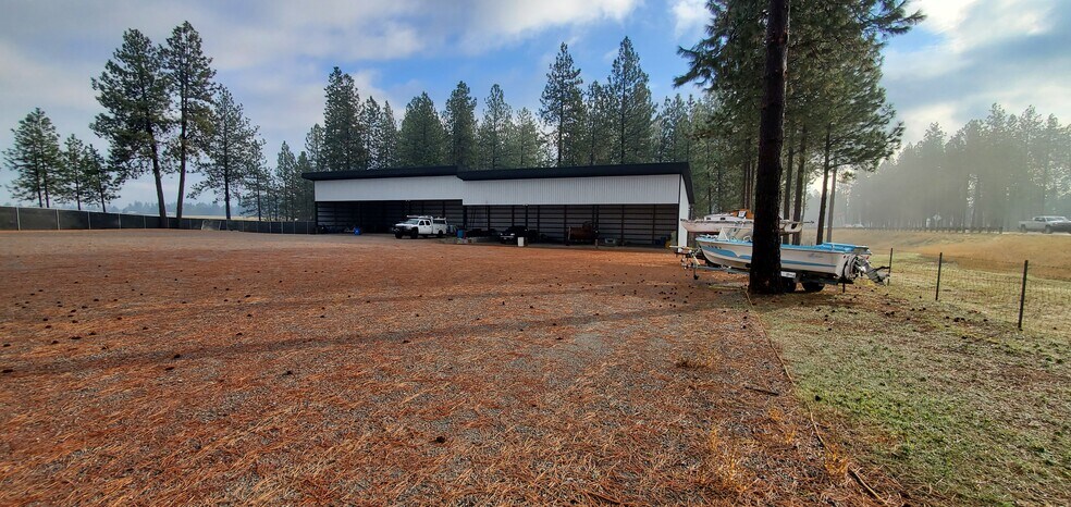 More Photos Of 4020 N Huetter Rd, Coeur d'Alene Flex For Lease