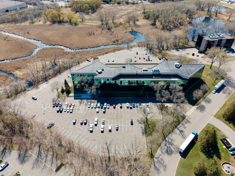 More Photos Of 7100 Northland Cir N, Brooklyn Park Office For Lease