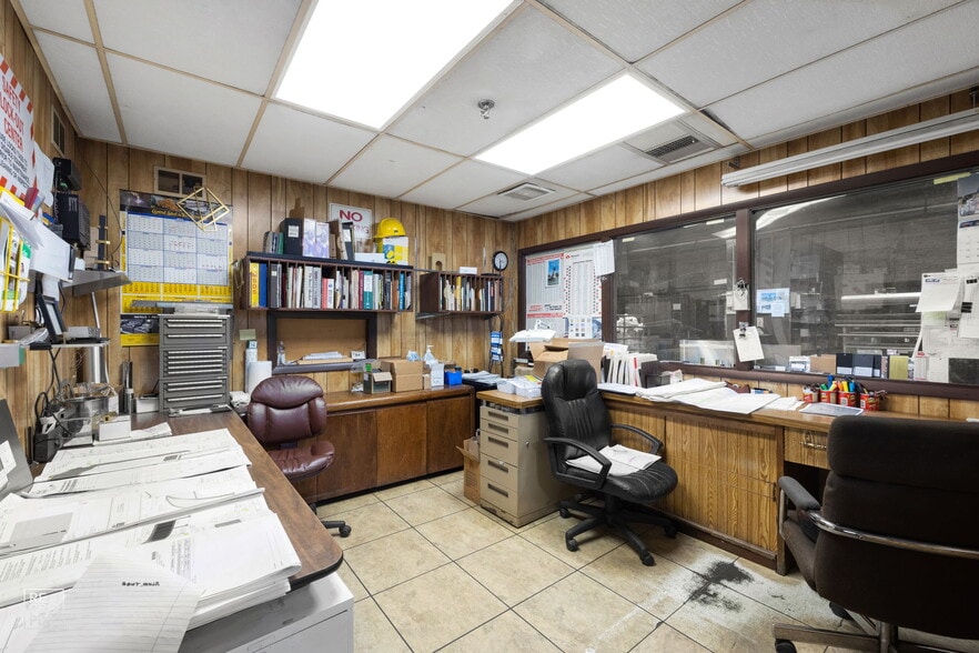 More Photos Of 2444 N Pulaski Rd, Chicago Warehouse For Sale