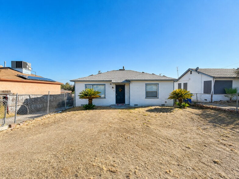 More Photos Of 1507 Pearl St, Bakersfield Apartments For Sale