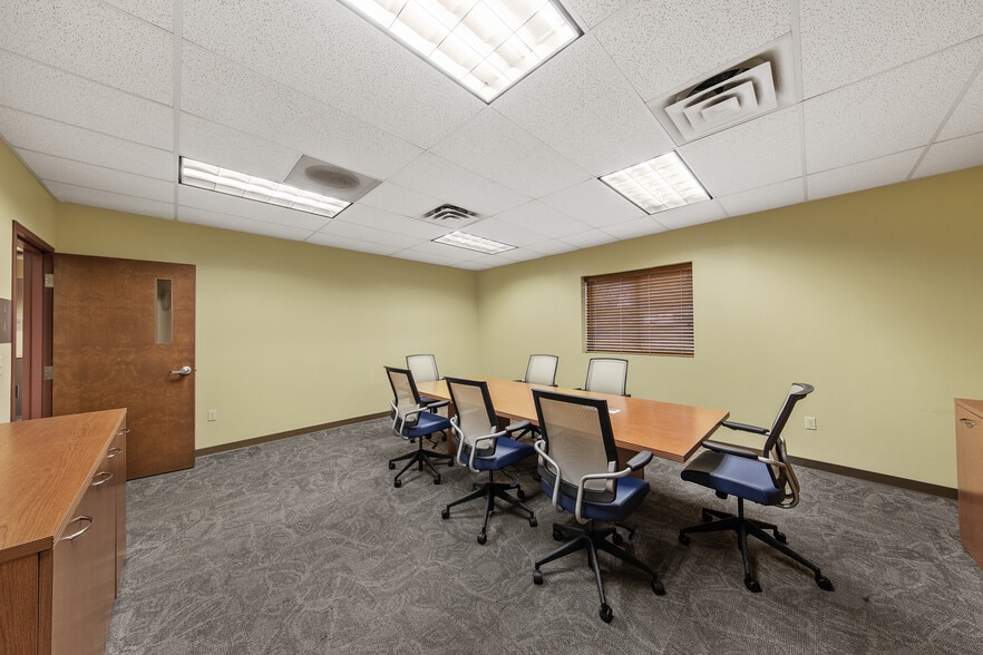 More Photos Of 180 Ushers Rd, Round Lake Warehouse For Sale