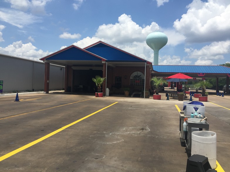 Primary Photo Of 12810 Westheimer Rd, Houston Carwash For Lease