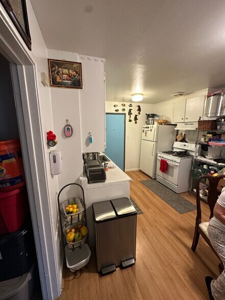 More Photos Of 2550 35th Ave, Oakland Apartments For Sale