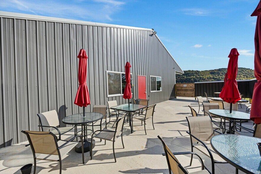 More Photos Of 9559 Co 5440 Rd rd, Ozone Restaurant For Sale