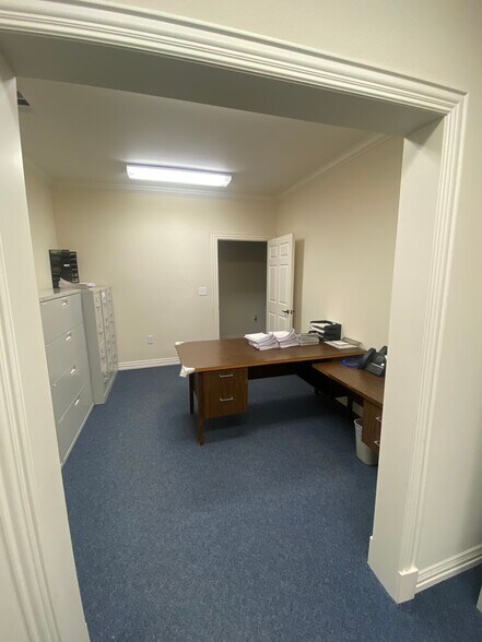 More Photos Of 2840 Keller Springs Rd, Carrollton Office For Sale