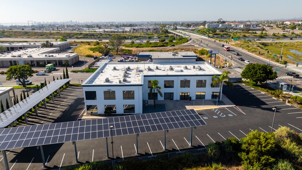 More Photos Of 22 W 35th St, National City Medical For Lease