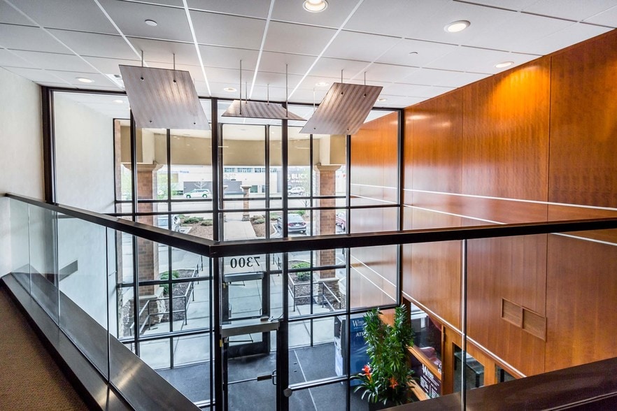 More Photos Of 7300 France Ave S, Edina Medical For Sale