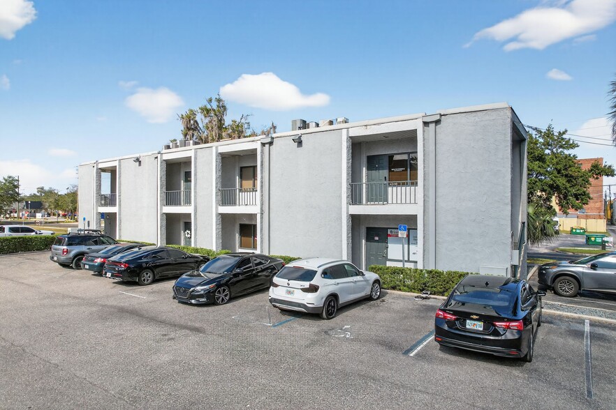 More Photos Of 203 E 3rd St, Sanford Office For Sale