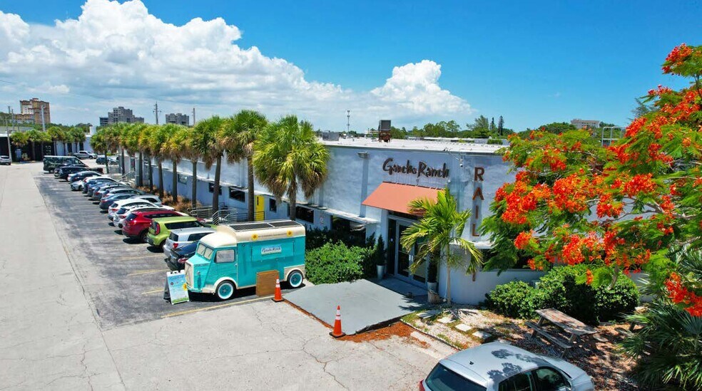 More Photos Of 7201-7275 NE 4th Ave, Miami Showroom For Sale