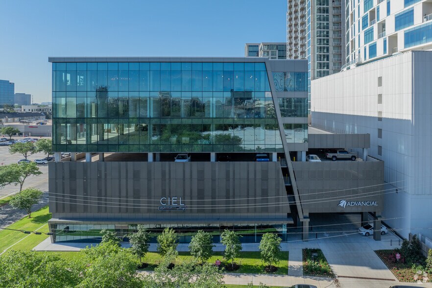 More Photos Of 4411 San Felipe St, Houston Office For Lease