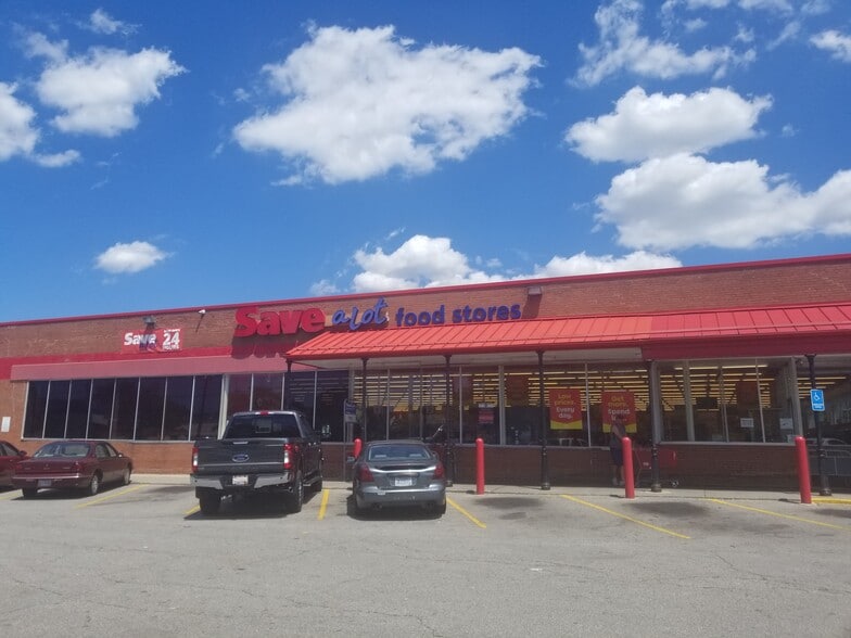 More Photos Of 5200-5302 Memphis Ave, Cleveland Unknown For Lease