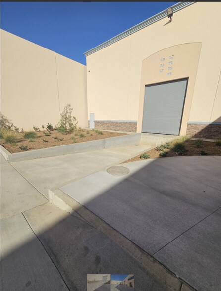 More Photos Of 1623 W San Bernardino Rd, West Covina Distribution For Sale
