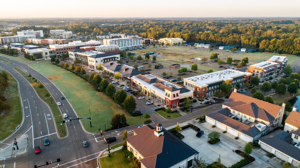 More Photos Of 201 North Lake Ave, Madison Unknown For Lease