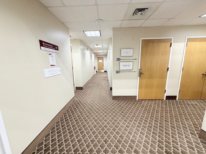 More Photos Of 1200 E Putnam Ave, Riverside Office For Lease